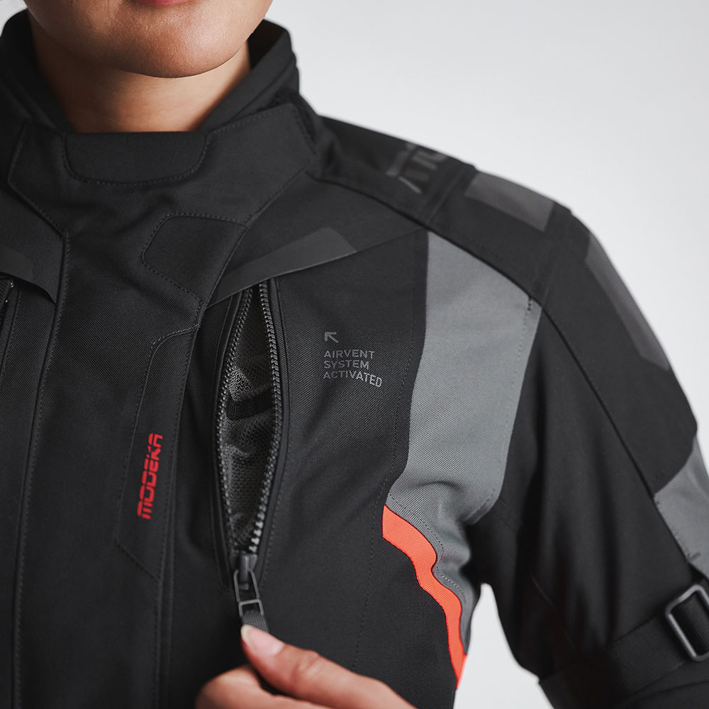 Jacket-Striker-III-Lady-black-dark-grey-4