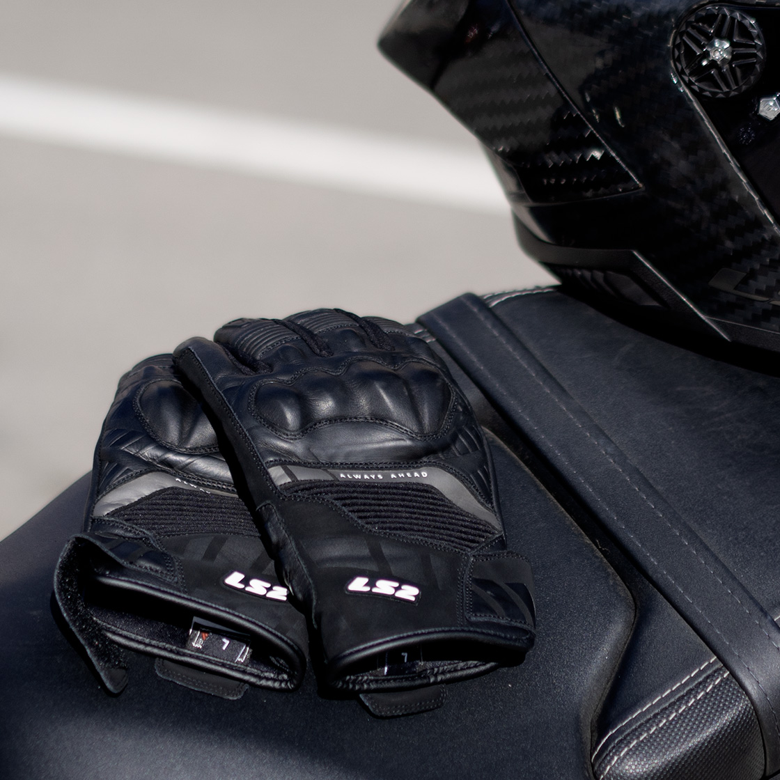LS2 Octane Man Waterproof gloves black-4